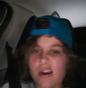 Meet your Posher, Maya